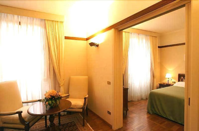 רייטי Hotel&Ristorante Miramonti Palazzo Storico מראה חיצוני תמונה