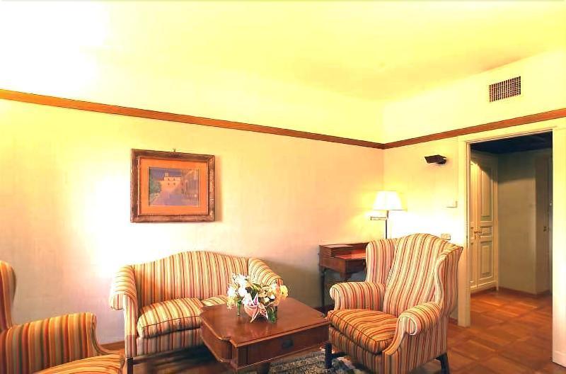 רייטי Hotel&Ristorante Miramonti Palazzo Storico מראה חיצוני תמונה