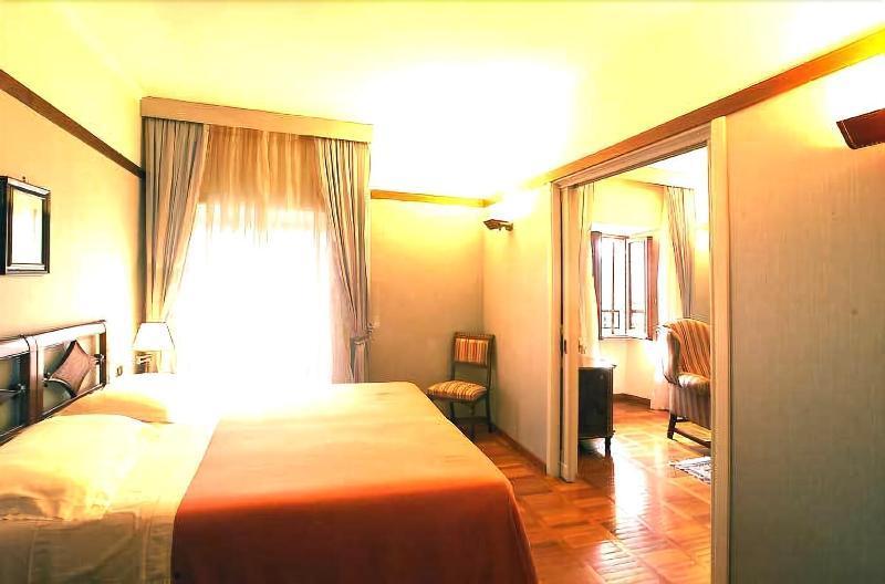 רייטי Hotel&Ristorante Miramonti Palazzo Storico מראה חיצוני תמונה