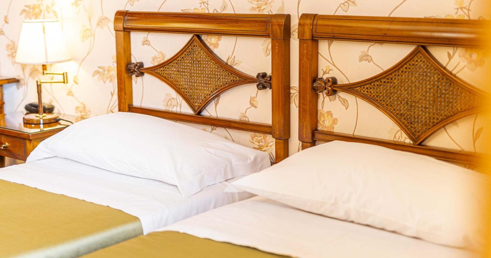 רייטי Hotel&Ristorante Miramonti Palazzo Storico מראה חיצוני תמונה